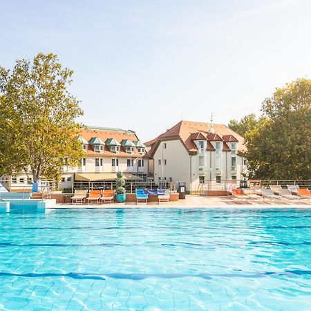 Aqua Hotel Termál Mosonmagyaróvár Esterno foto