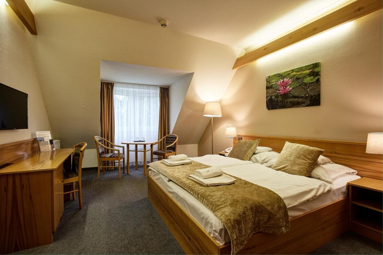 Aqua Hotel Termál Mosonmagyaróvár Esterno foto