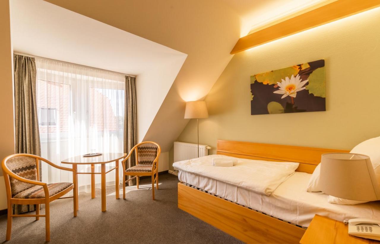 Aqua Hotel Termál Mosonmagyaróvár Esterno foto