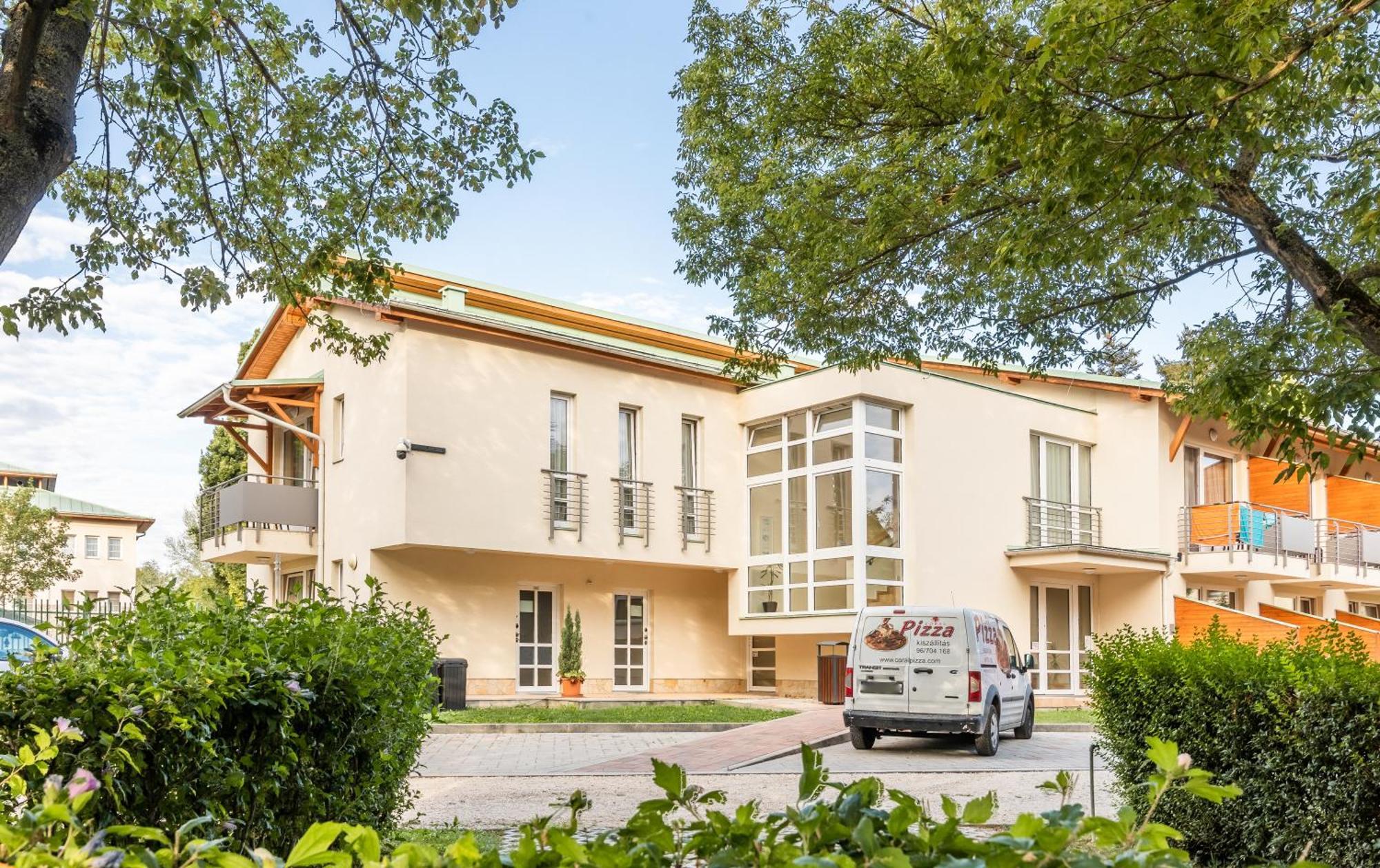 Aqua Hotel Termál Mosonmagyaróvár Esterno foto