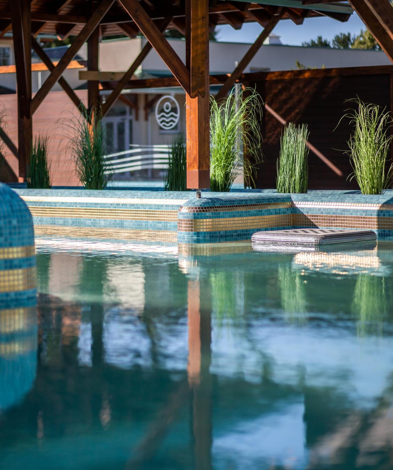Aqua Hotel Termál Mosonmagyaróvár Esterno foto