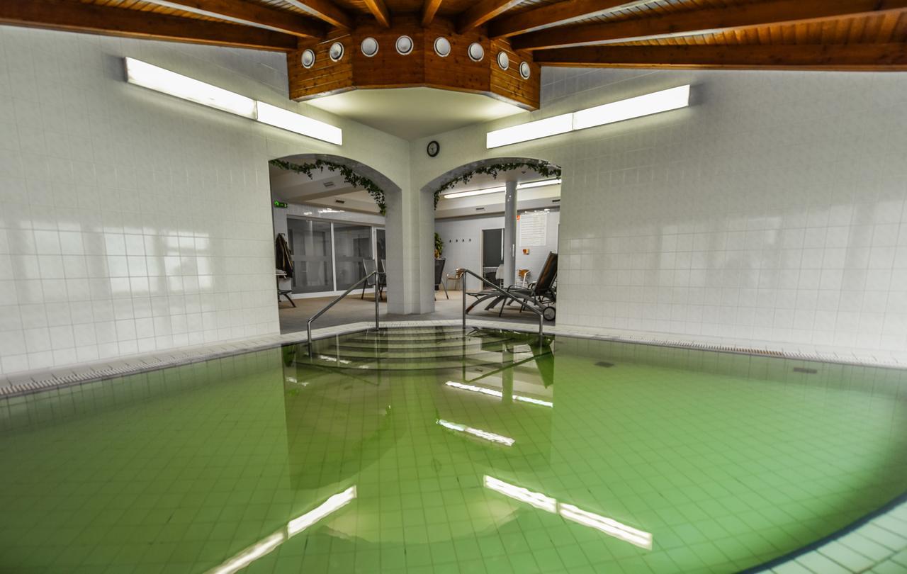 Aqua Hotel Termál Mosonmagyaróvár Esterno foto